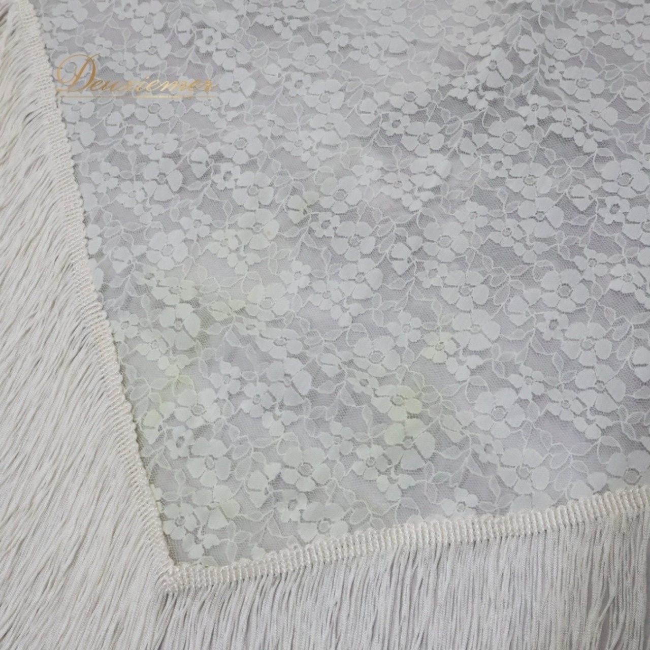 フラメンコ 衣装 シージョ ピキージョ 小物 ホワイト系 白 クリーム色 花柄 レース トライアングル フレコ ダンス 三角形 装飾 練習 舞台 発表会 踊り フェスティバル スカーフ おしゃれ エレガント かわいい