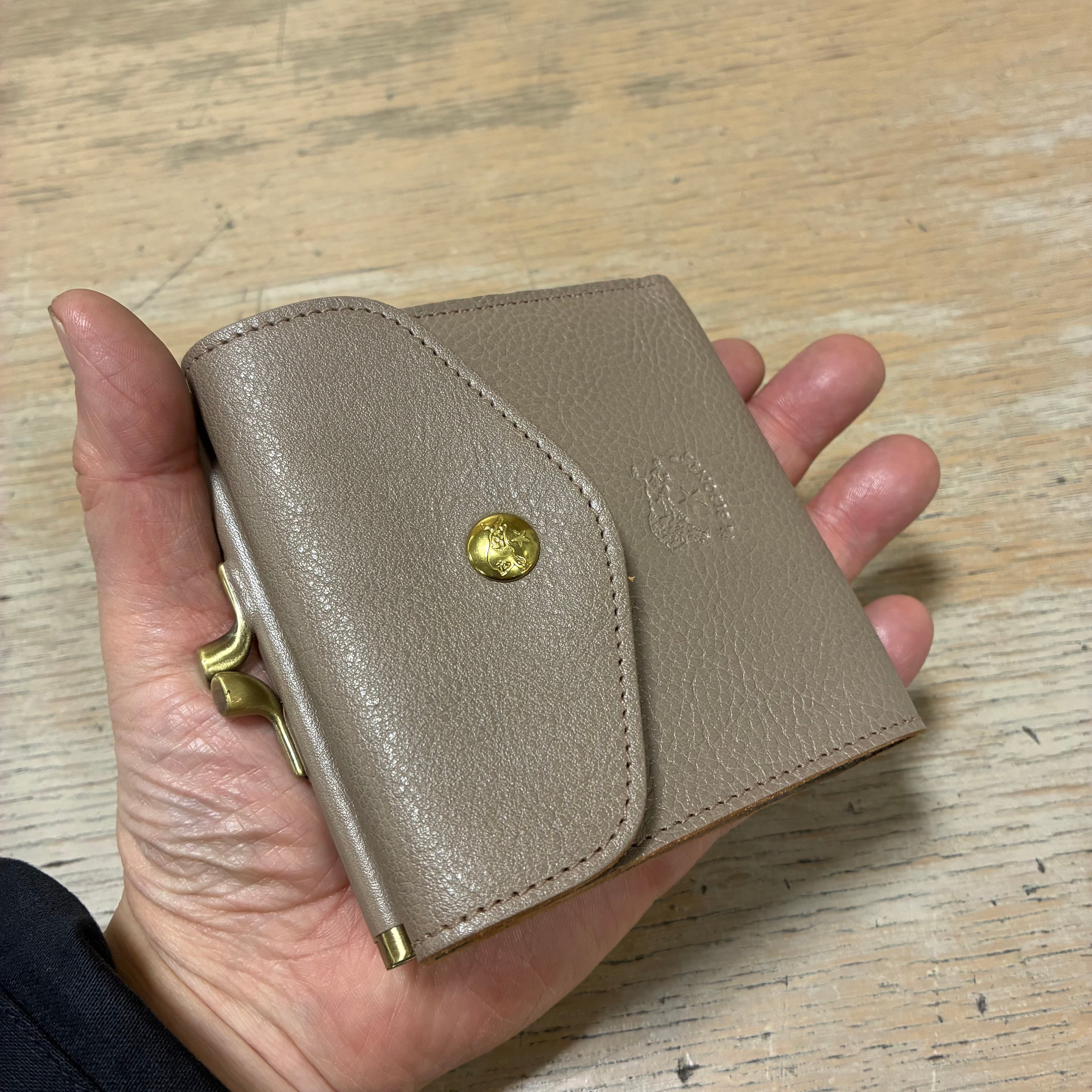 IL BISONTE イルビゾンテ 2つ折りガマ口財布 【411277】(COL グレー