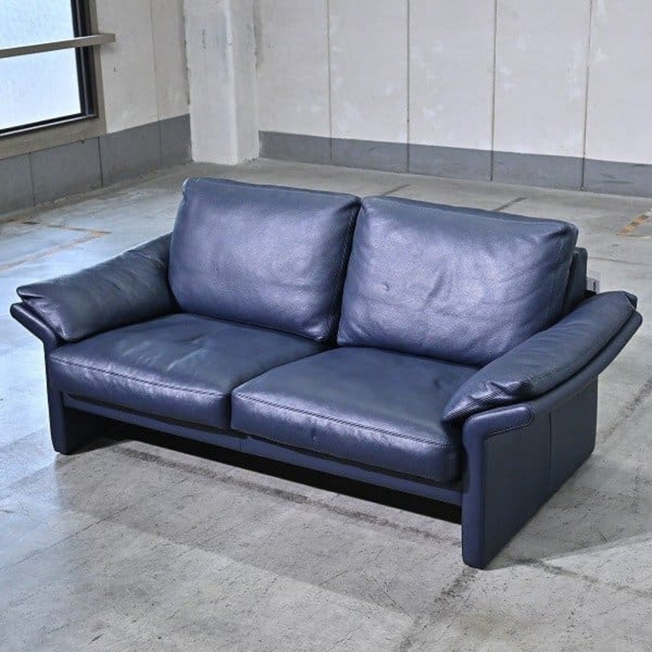 erpo 85万「CL-910」デザイナーソファ 天然木 本革 アーム 2.5人掛け リビング ダイニング 寝室 客間 エルポ フランスベッド【 中古家具/中古インテリア/USED家具ユーズド家具/リサイクル】