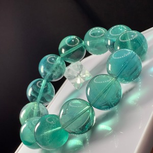 f48大玉♪グリーンフローライトブレスレット