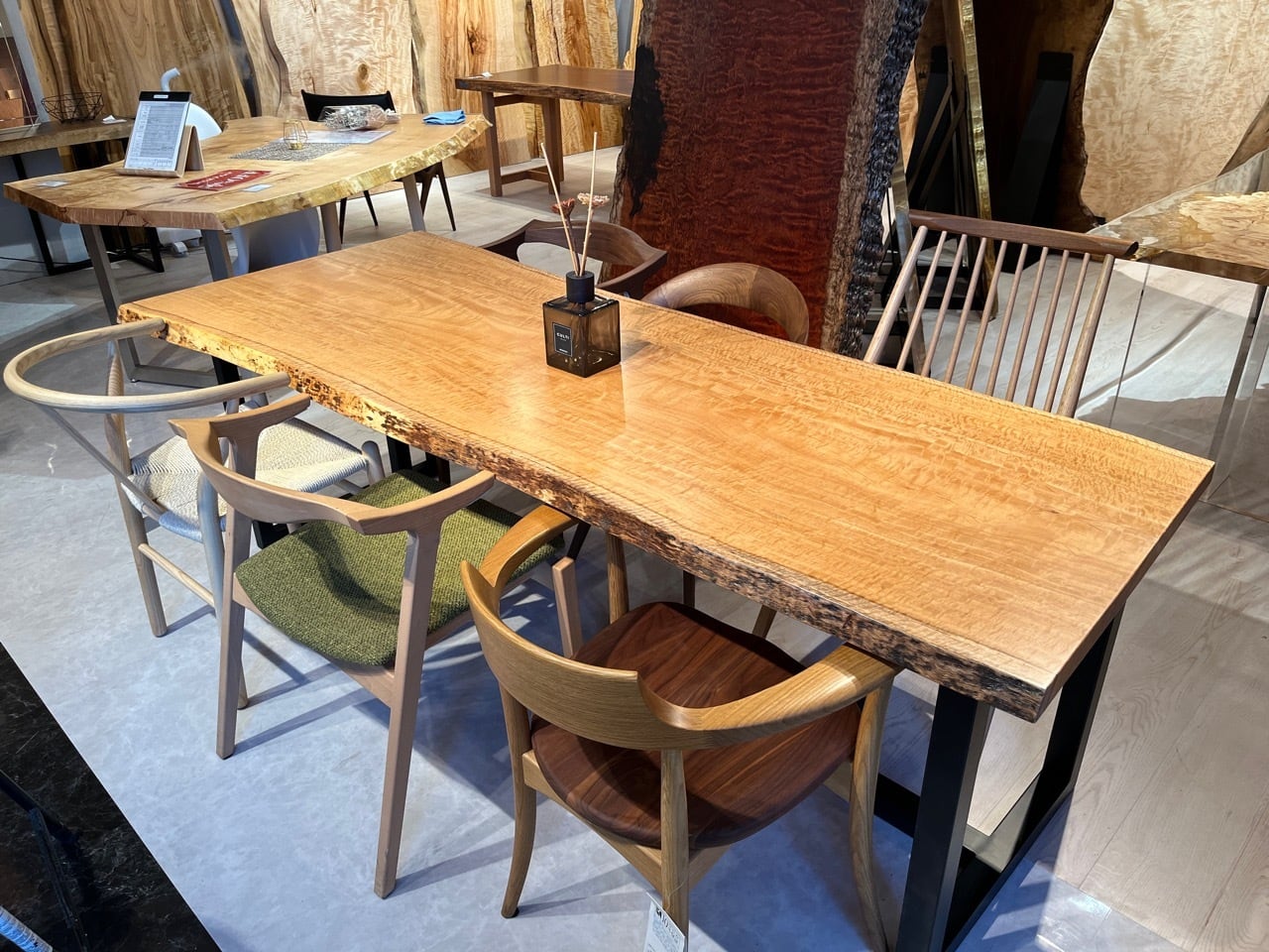 チュアート_2100×670-890×43_青山店_テーブル天板/一枚板 18501 | 千年