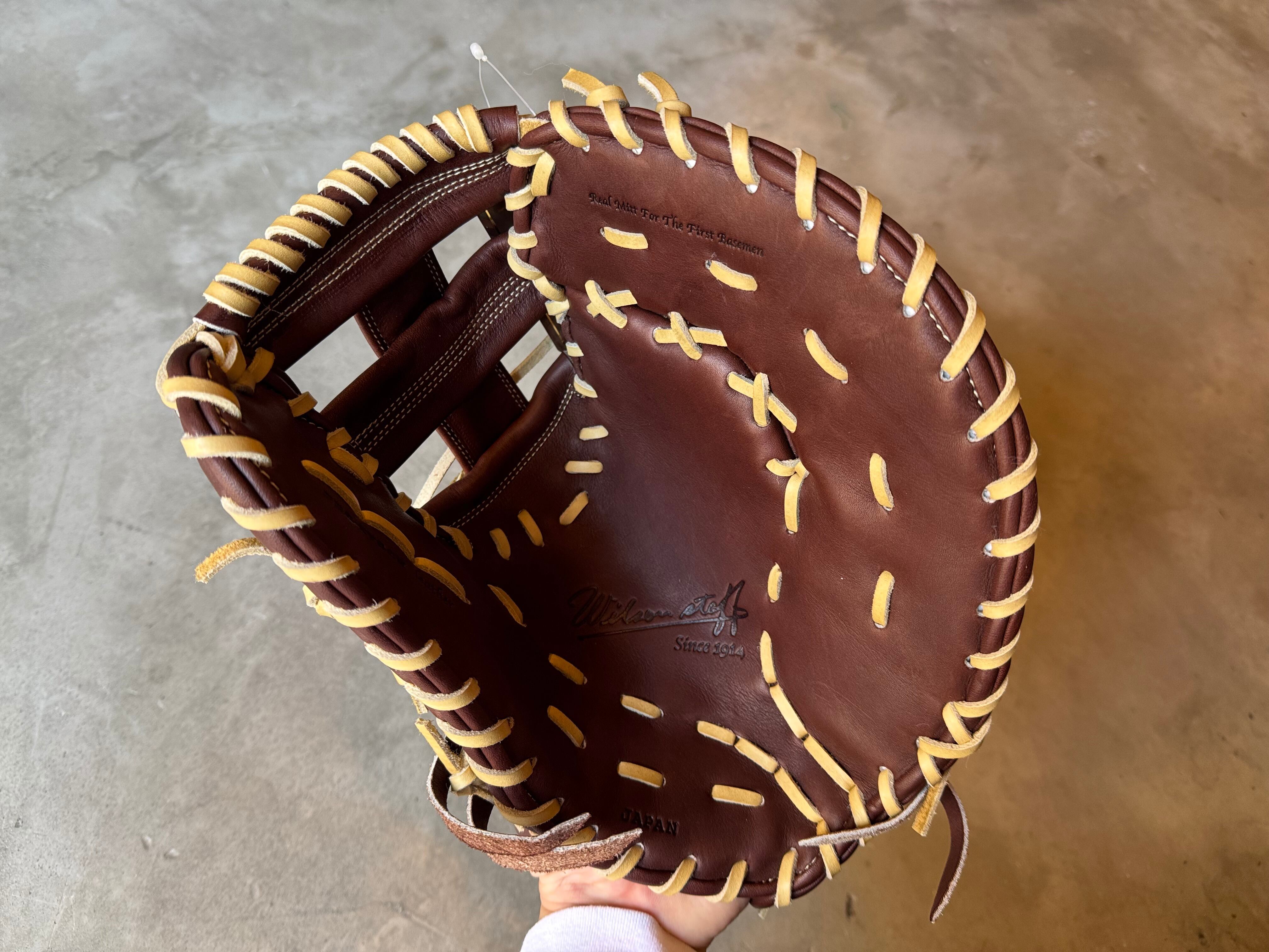 Wilson】硬式用ファーストミット ［Wilson中村氏直伝型付け］39型 D