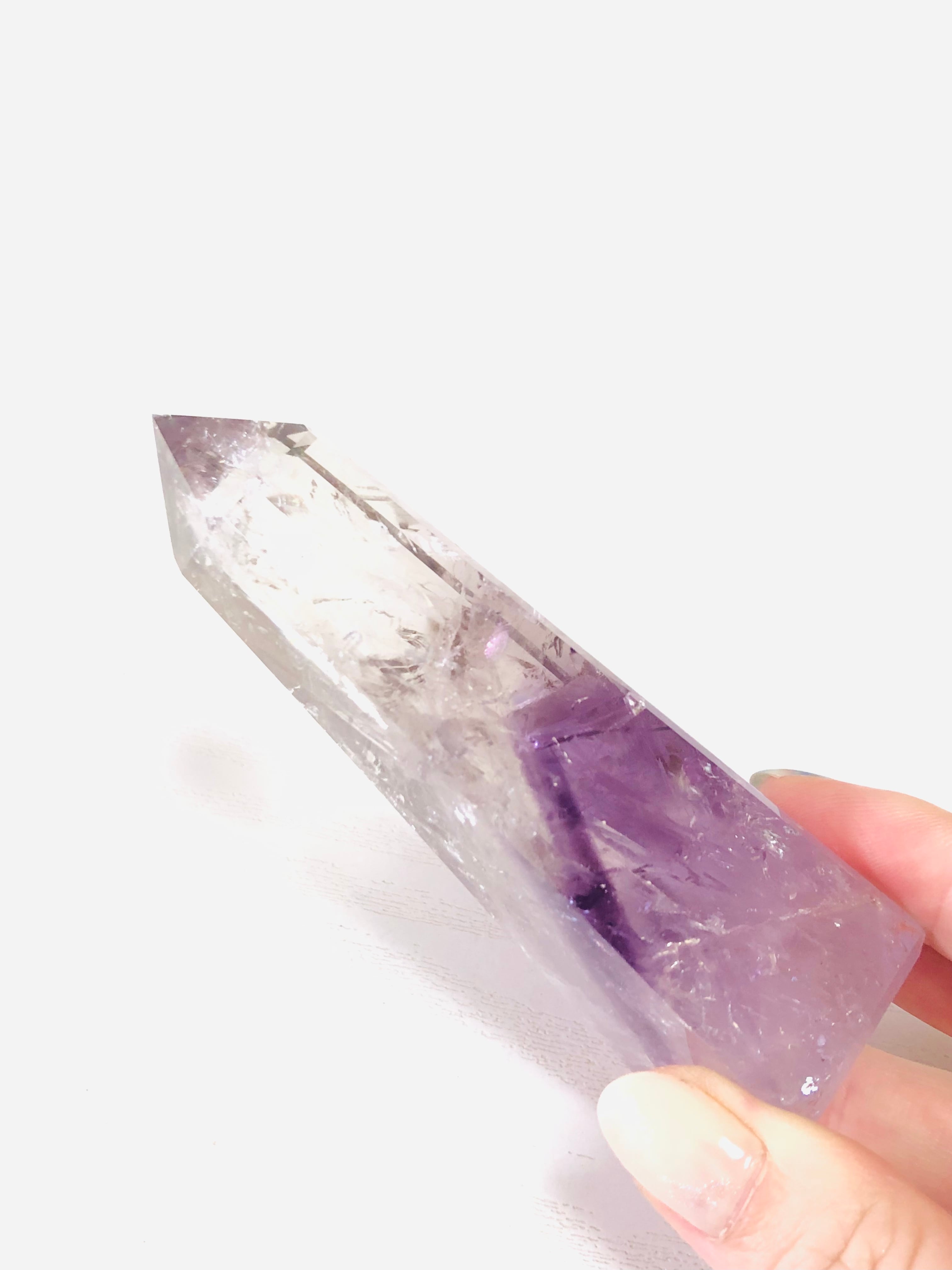 繁栄の象徴！アメジストファントムのオベリスク | 虹色の星