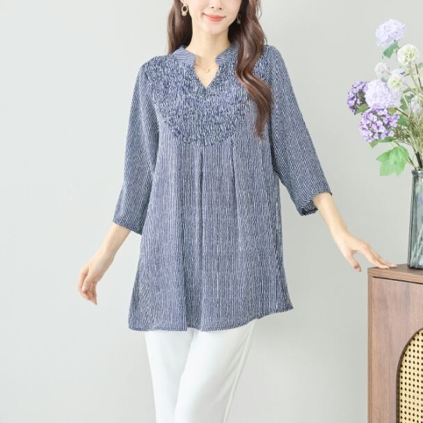 チュニック ラインストーン付き シャーリング ストライプブラウス C31-683 ネイビー TRUBE ミセスL LL fmsd フレア ゆったり きれいめ 上品 ミセス 春夏 おしゃれ 体型カバー