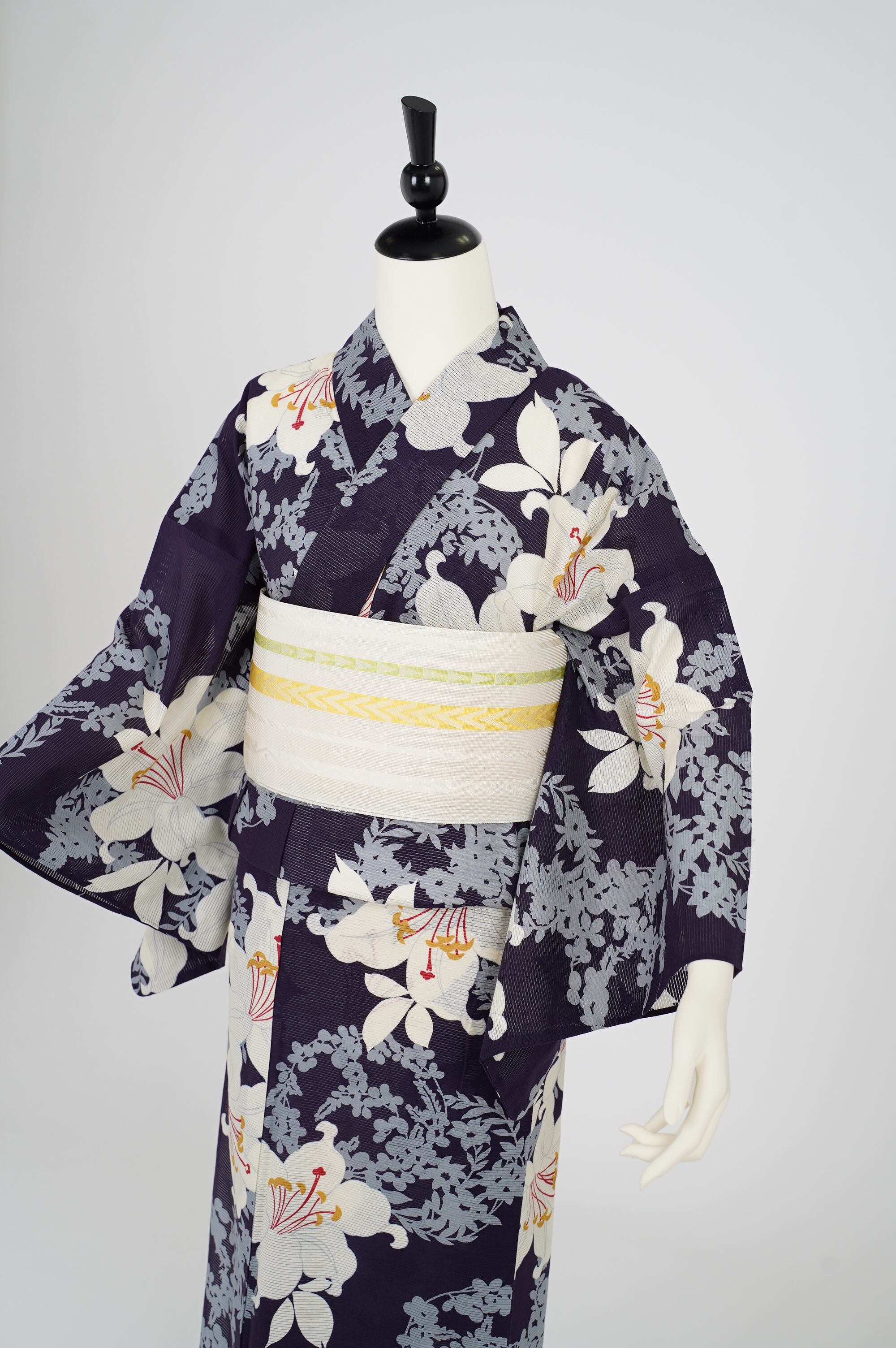 色留袖 三つ紋 比翼付き 金駒刺繍 色紙 菊 観世水 着物 093w 色留袖 三つ紋 比翼付き 金駒刺繍 色紙 菊 観世水 着物 093w