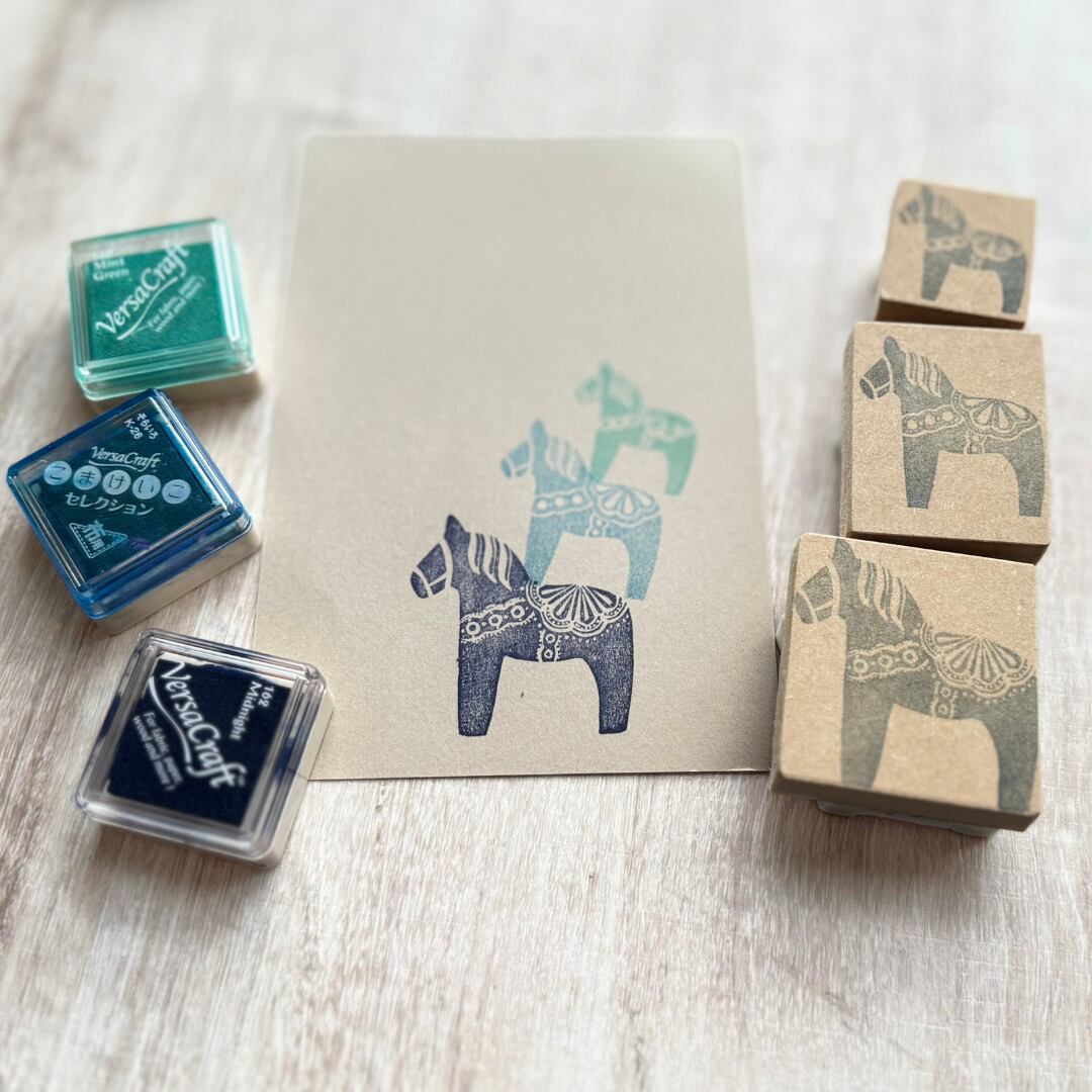 はんこ ハンコ かわいい 年賀状 馬 うま 午年 2026 スタンプ ダーラナホース 親子 北欧 北欧雑貨 ラッキーホース 大人かわいい 手帳デコ