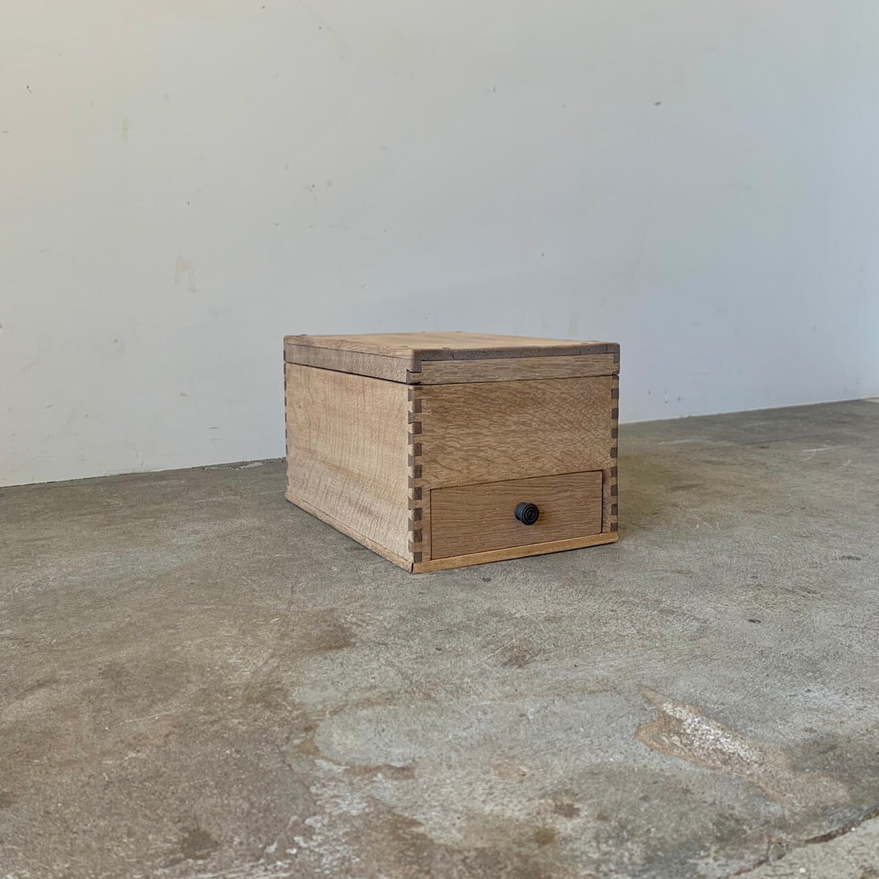 引き出し付きの箱　古道具　0670