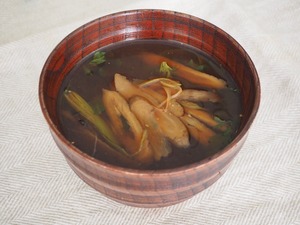 ＜冬のお惣菜＞　ごぼうのお味噌汁