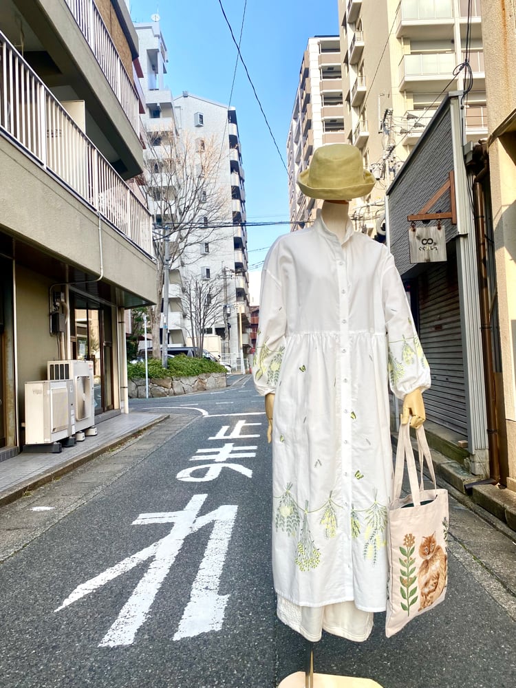 【長門石様専用】marble sud  スワッグ刺繍ワンピース　白