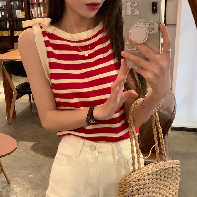 ２色 トップス タンクトップ 春夏 カジュアル 袖なし ノースリーブ Uネック ラウンドネック 襟なし ストレート プルオーバー 赤 レッド ネイビー 大人カラー 春カラー ワンサイズ かわいい 大人可愛い きれいめ シンプル カジュアル 大人 おしゃれ ナチュラル かっこいい ボーダー コーデ スタイル 着回し モテ 普段使い こなれ感 ラフ マニッシュ ボーイッシュ スポーティー ラブリー キュート ガーリー セクシー 存在感 抜け感 OL 通勤 学生 通学 デート お出かけ 公園デビュー 女子会