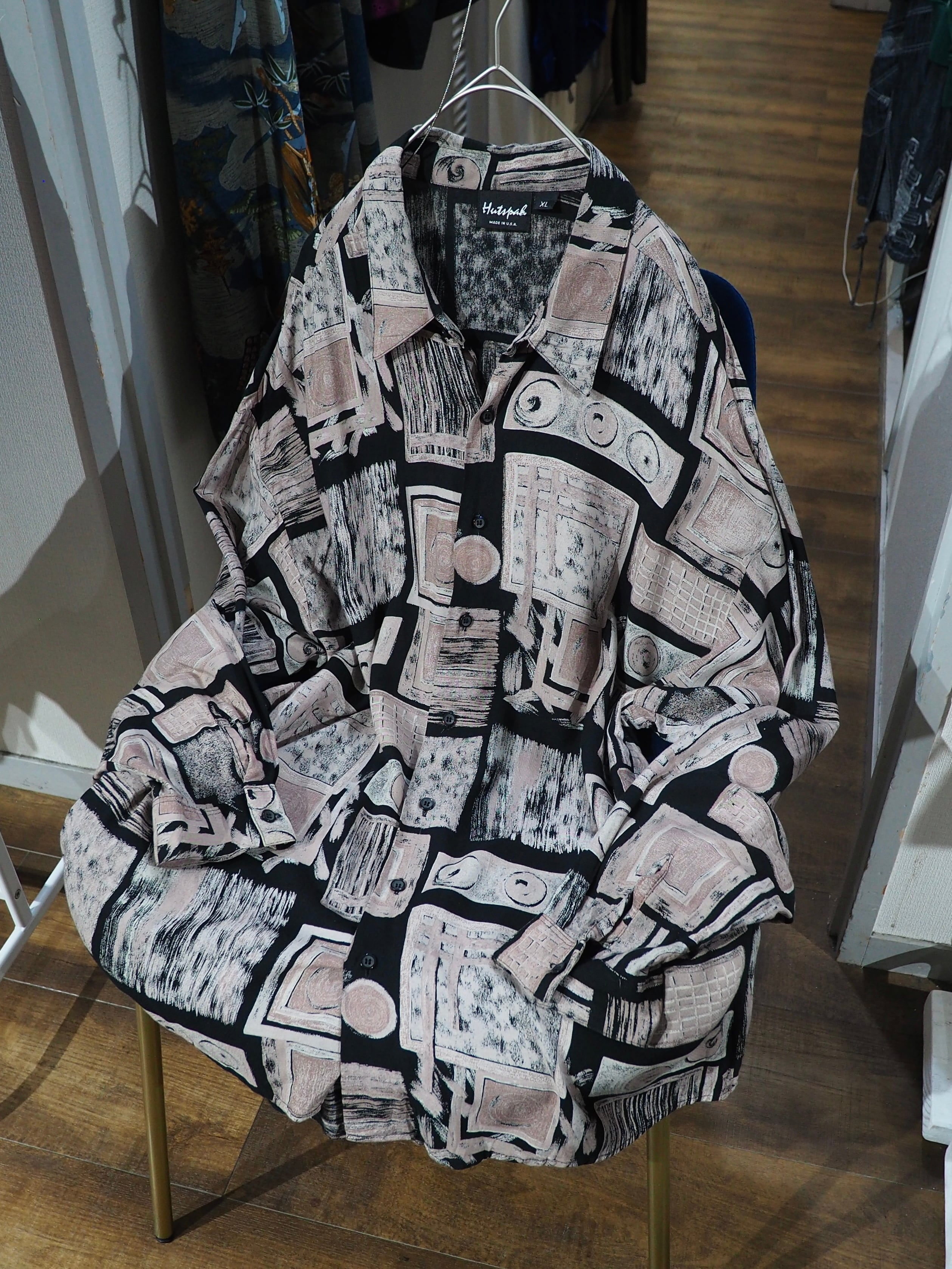 1980 - 90s " Made in USA " Black mode Chaos pattern vintage Drape loose Rayon shirt