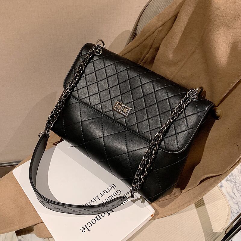 チェーン オータムウィンターレッド 秋物 冬物 スクウェア 手作りハンドバック71786806293