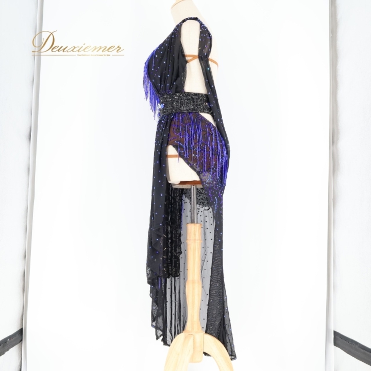 社交ダンス 衣装 ラテン ドレス ワンピース 黒 青 フリンジ レース デモ 競技 ダンス パーティ FLashdance ブラック系 パープル系 ブルー系 おしゃれ 豪華 競技用 衣装 フリンジドレス レースドレス ダンスウェア パーティードレス イベント用 ステージ衣装 ビーズ刺繍 ストレッチ性 ブラック フォーマル コスチューム 個性的