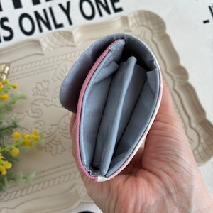 シンプル仕様のミニ財布・スマイルフラワー