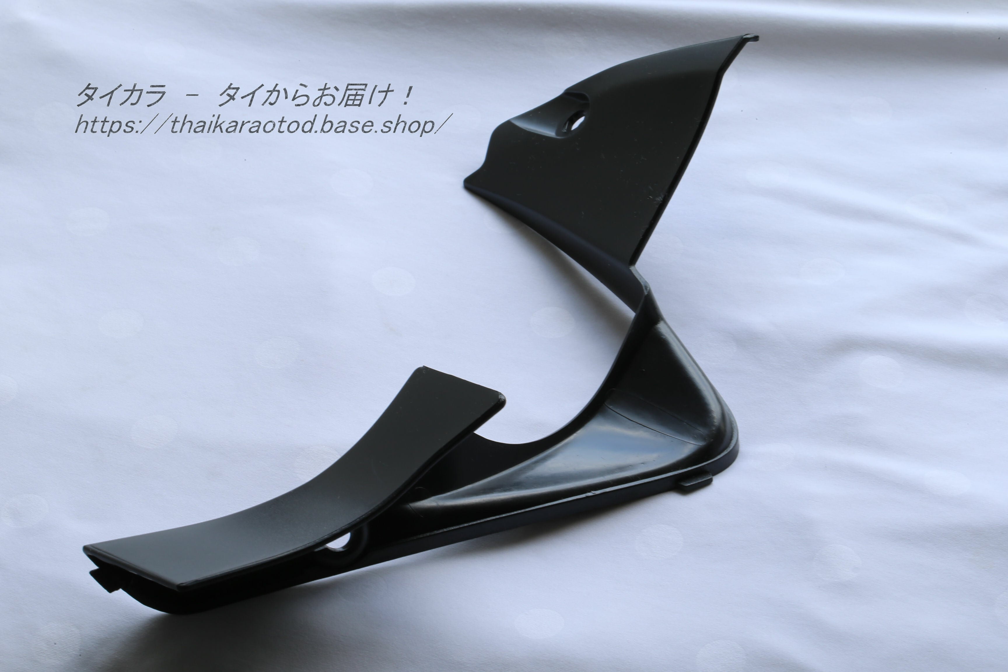 CBR150R（キャブ型） LID・アッパーカウル（左） 純正部品 64270