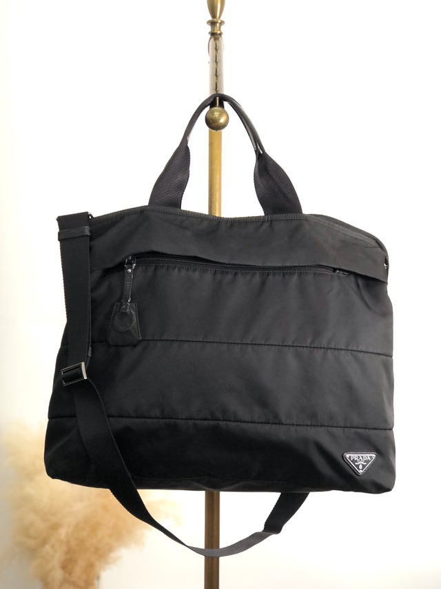 LOEWE ロエベ　アナグラム型押し　レザー　がま口　ラウンド　ハンドバッグ　ブラック　vintage　ヴィンテージ　オールド　v24b4z