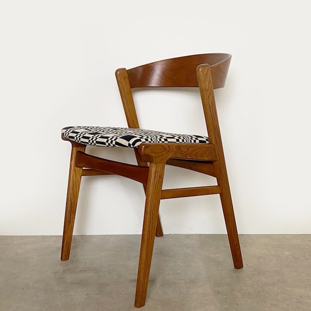 Dining chair / CH035