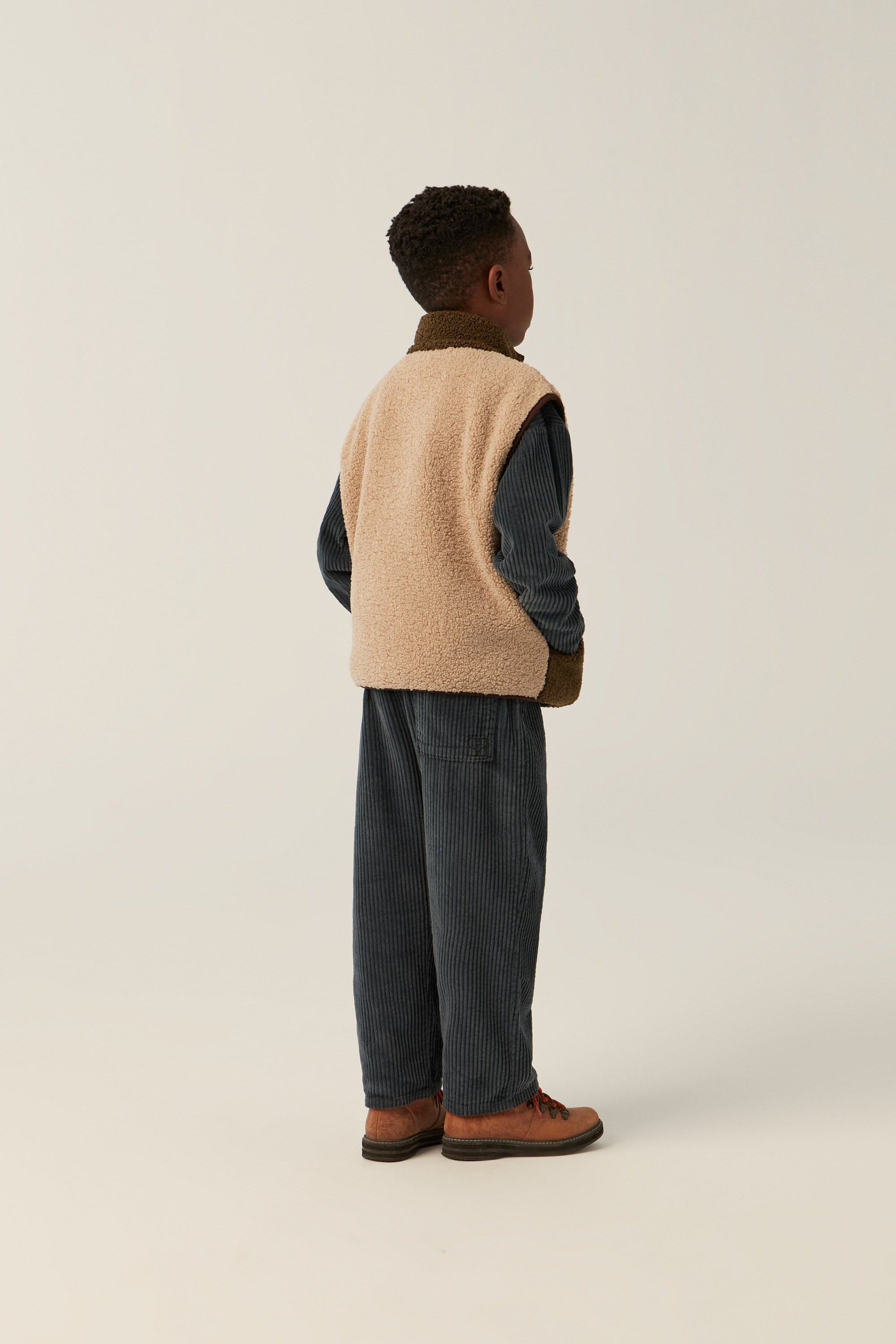 残り2点(4y) the campamento/Green and Ecru Teddy Vest | HAKONIWA