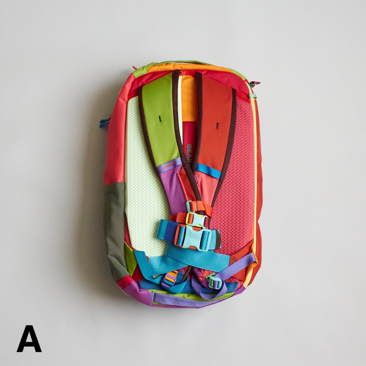 Cotopaxi（コトパクシ）Allpa 28L Travel Pack - Del Día ① メンズ