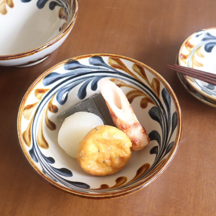 やちむん 陶眞窯 7寸鉢 デイゴ唐草 Yachimun Bowl 21cm #455 | 和食器
