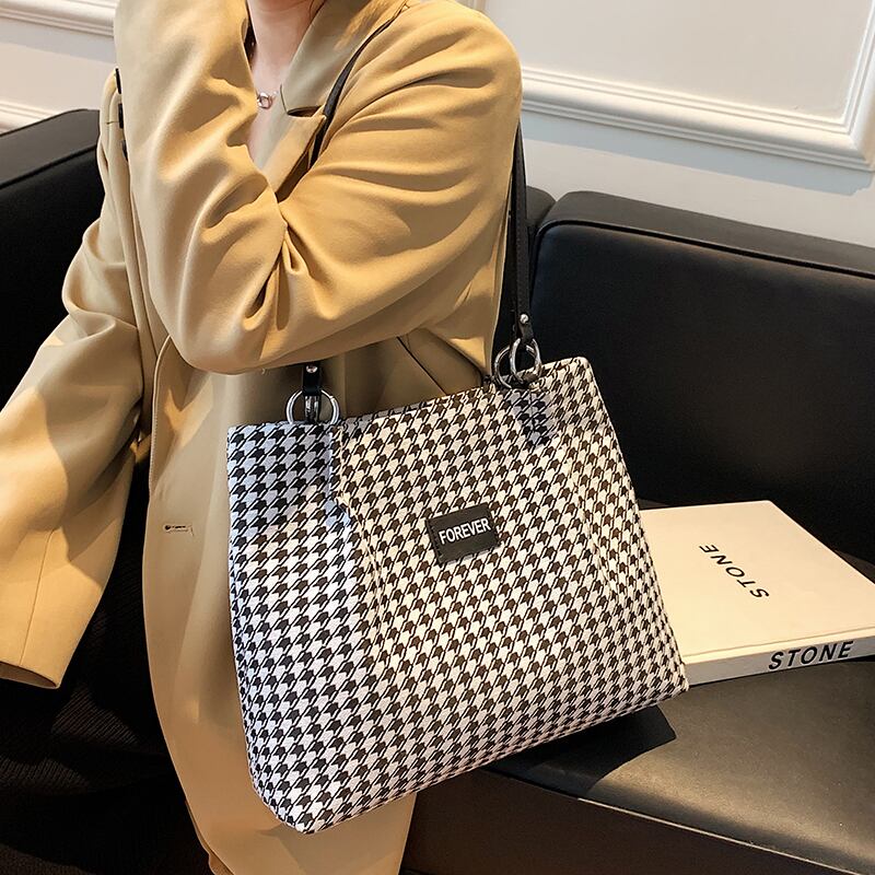 カジュアルショルダーバッグオータムウィンター 秋物 冬物 トートバッグ Tiancai_Wing_Bag86655967945