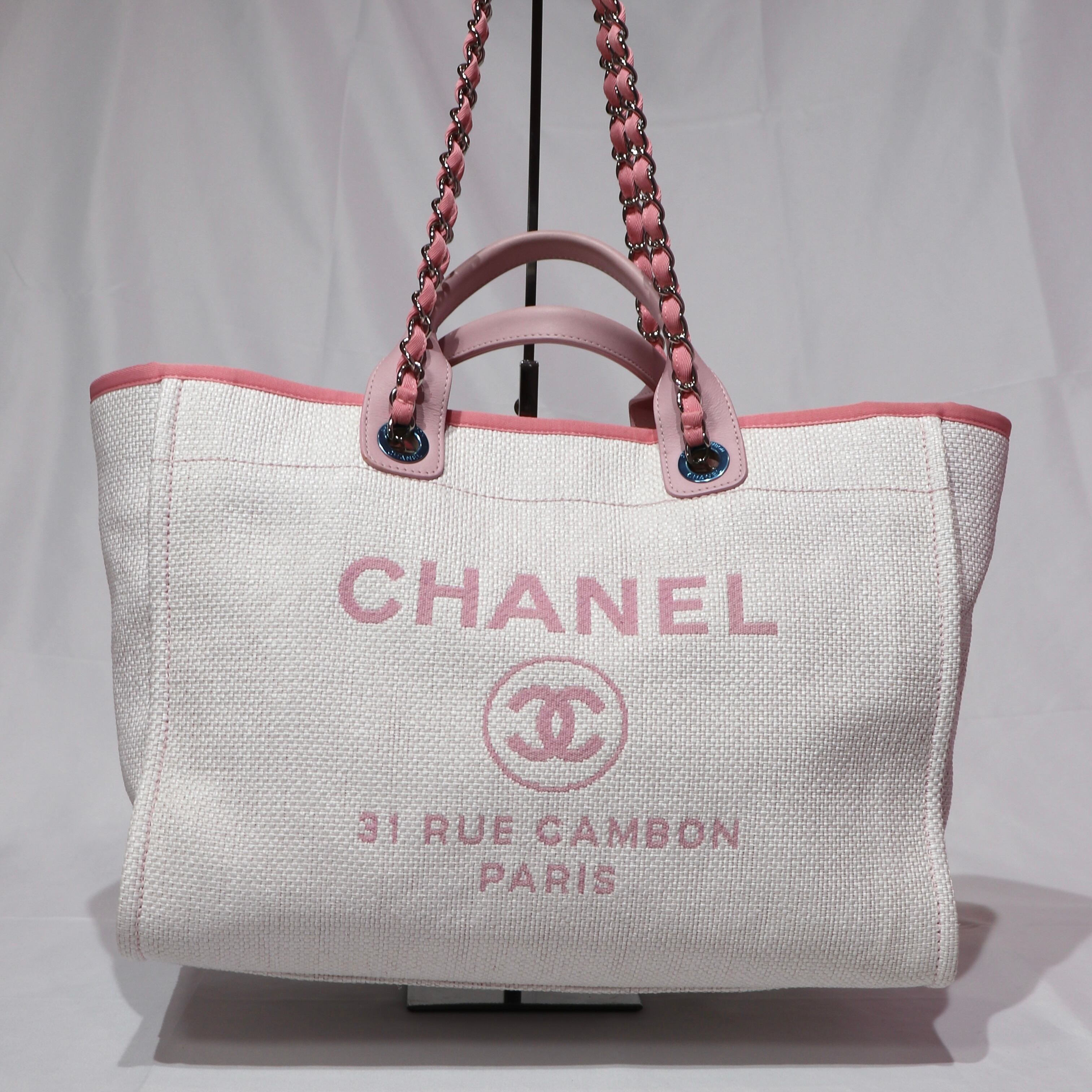 CHANEL ドーヴィル チェーントートバッグ ピンク キャンバス シャネル  