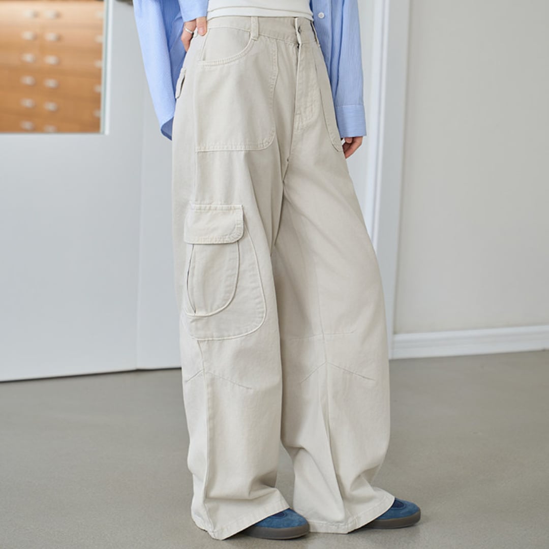 wide straight cargo pants
