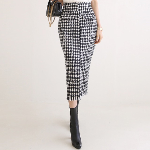 Front slit elegant houndstooth fringe skirt