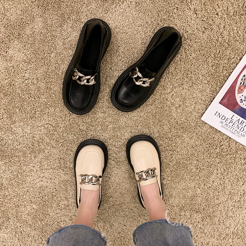 レザーサマーレッドスタイル 靴 シューズ ローファー 夏物 部族の婦人靴17813321090