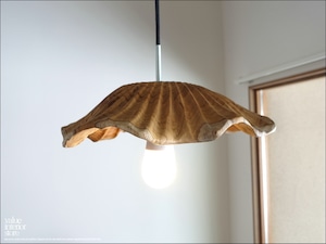 チーク無垢材 ペンダントライトFlareW/Msize 天井照明 照明器具 ランプシェード 明かり 吊り下げ灯 手作り 削り出し 世界三大銘木