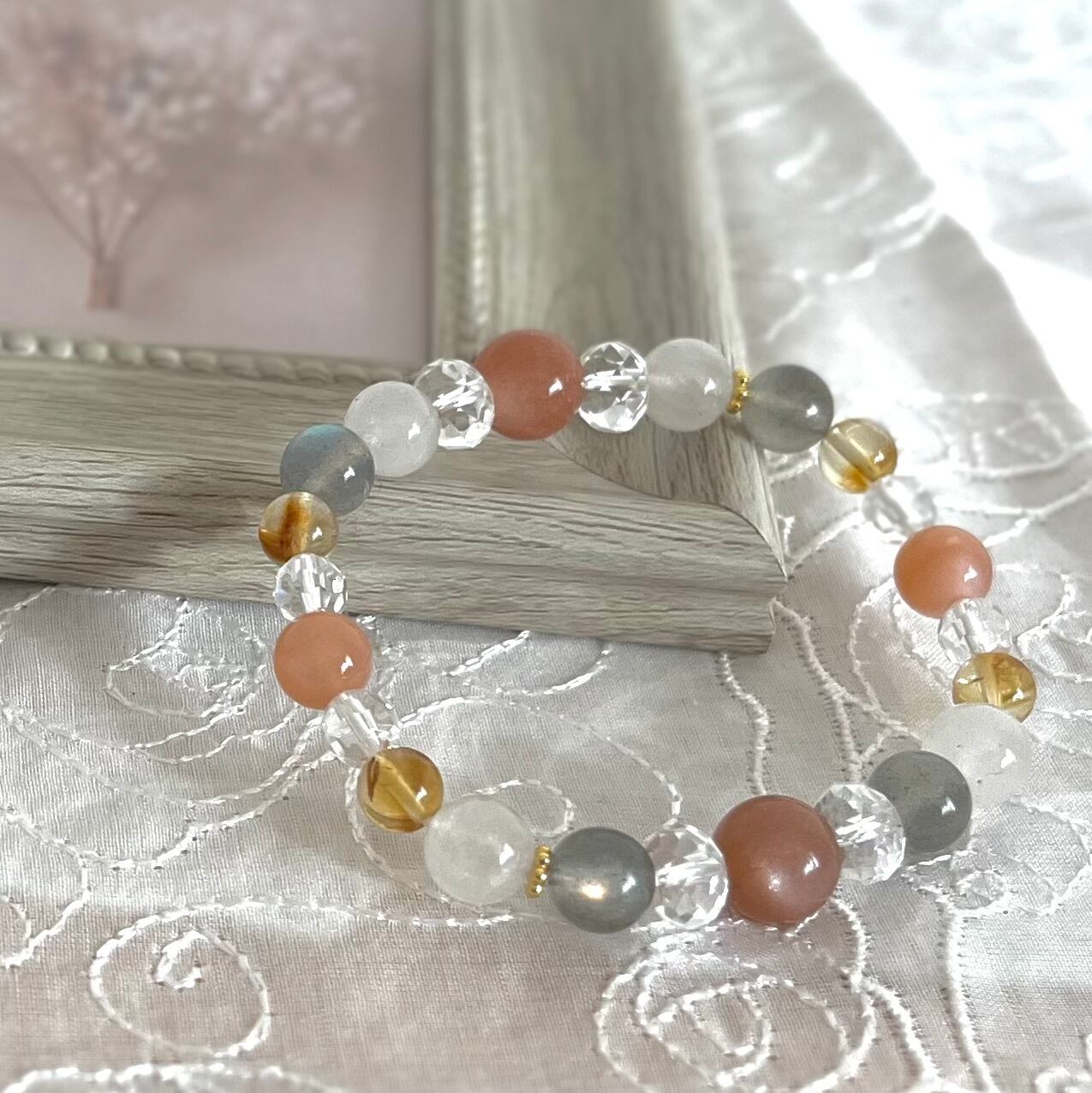 優しく癒され幸運を呼び込む/オレンジムーンストーン他/パワーストーン