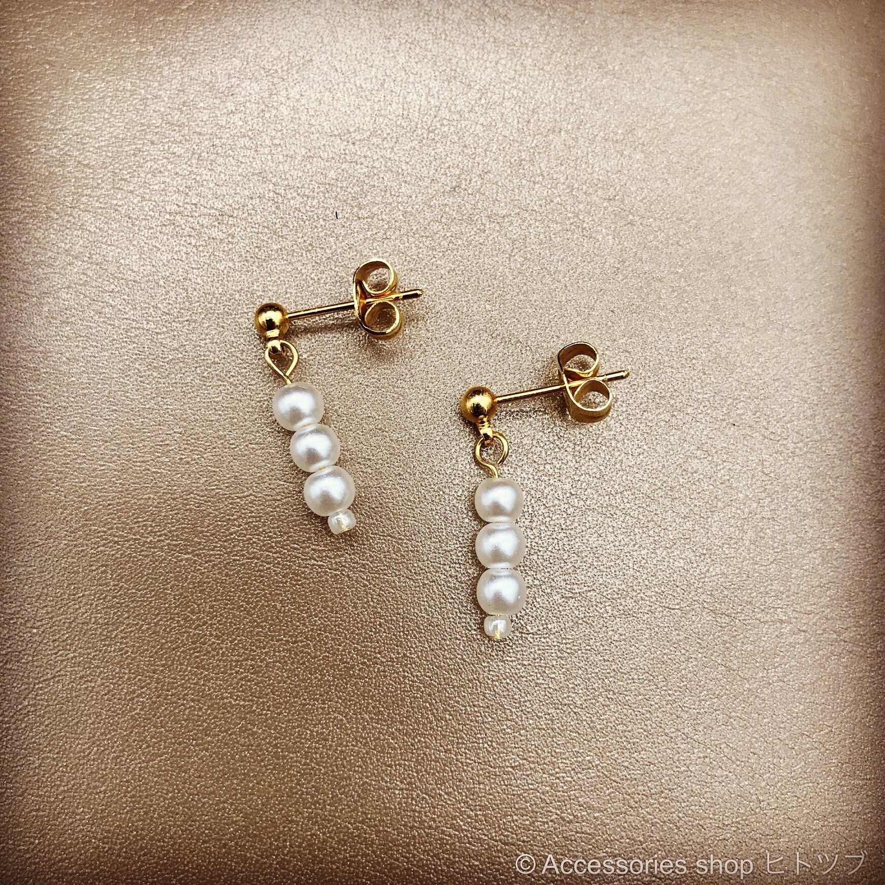 0068:上品パールの小ぶりポストピアス