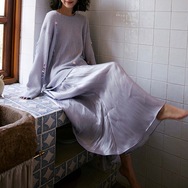 glossy long skirt　10460