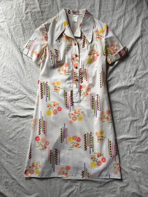 1970s Euro vintage flower pattern one-piece