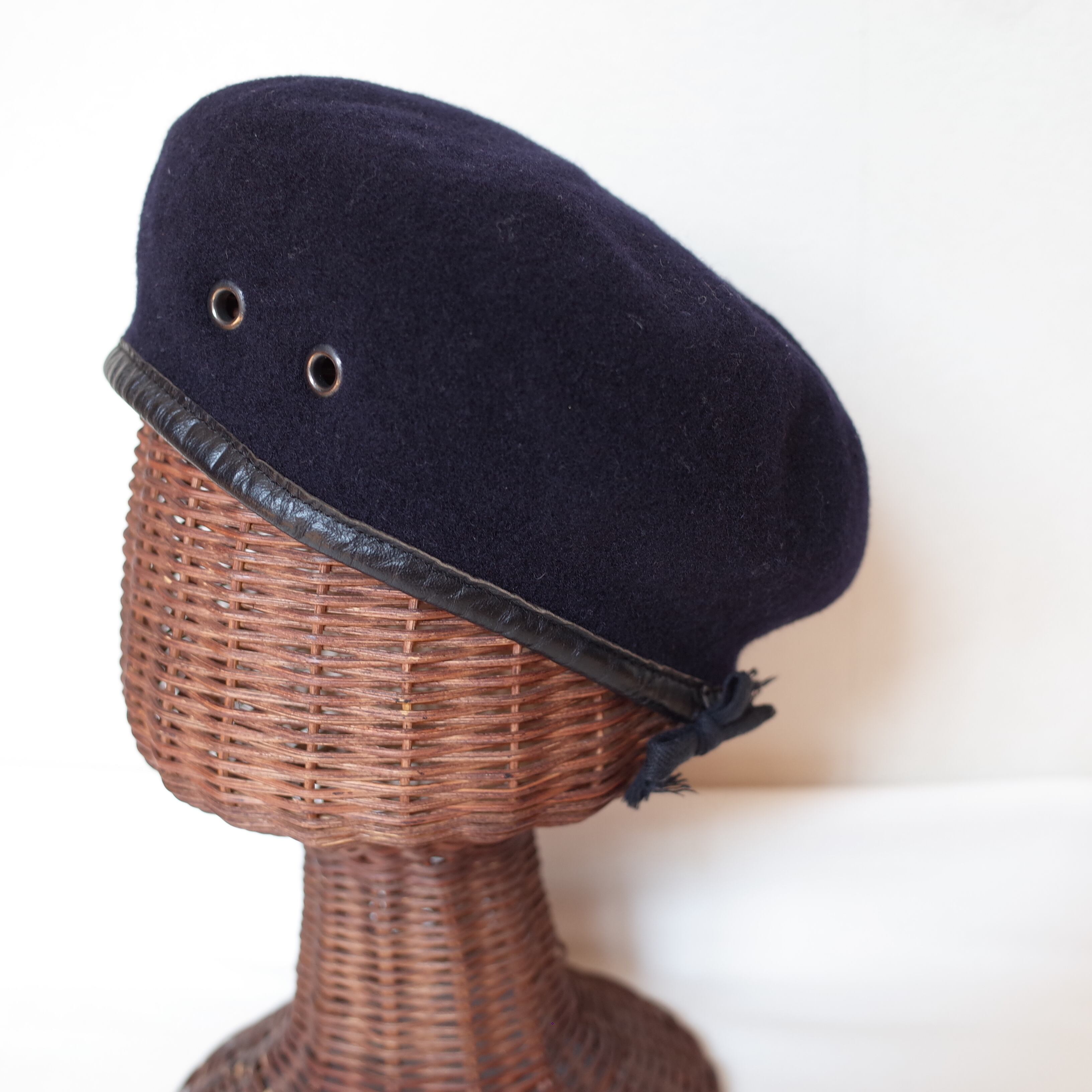 Euro military beret "navy"