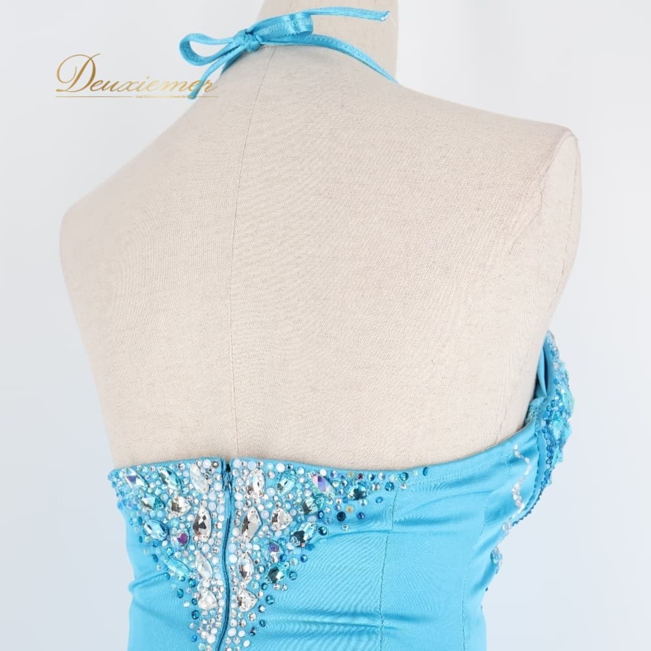 ボディコン コズドレ KOZdre KOZYA ドレス ワンピース ブルー系 シルバー系 水色 ランウェイモデル パーティ 発表会 練習 レッスン 大人可愛い スリット ロング丈 きれいめ フォーマル レッスンウェア シルバー装飾 光沢