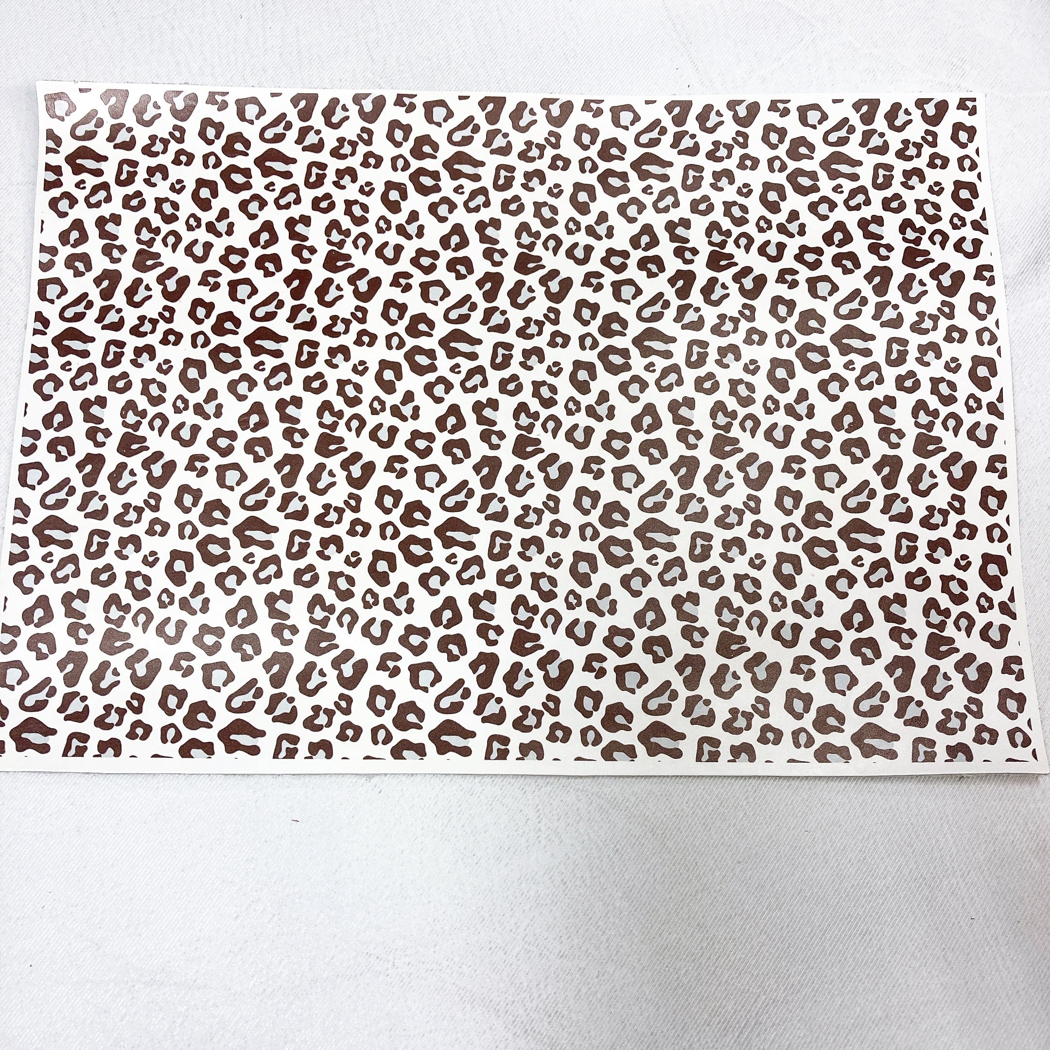 カラフルなヒョウ柄 [A4+1cm][あんぷりレザー] AP37 | and leather
