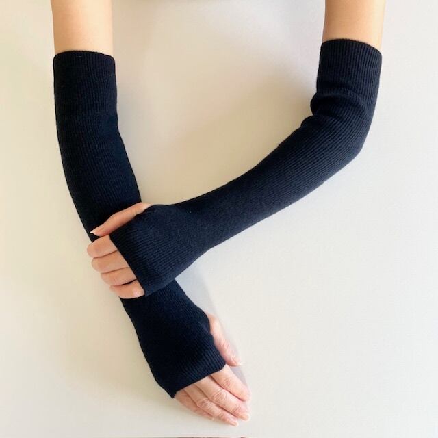カシミヤシルクウール ニットアームウォーマー ネイビー | クルーズ