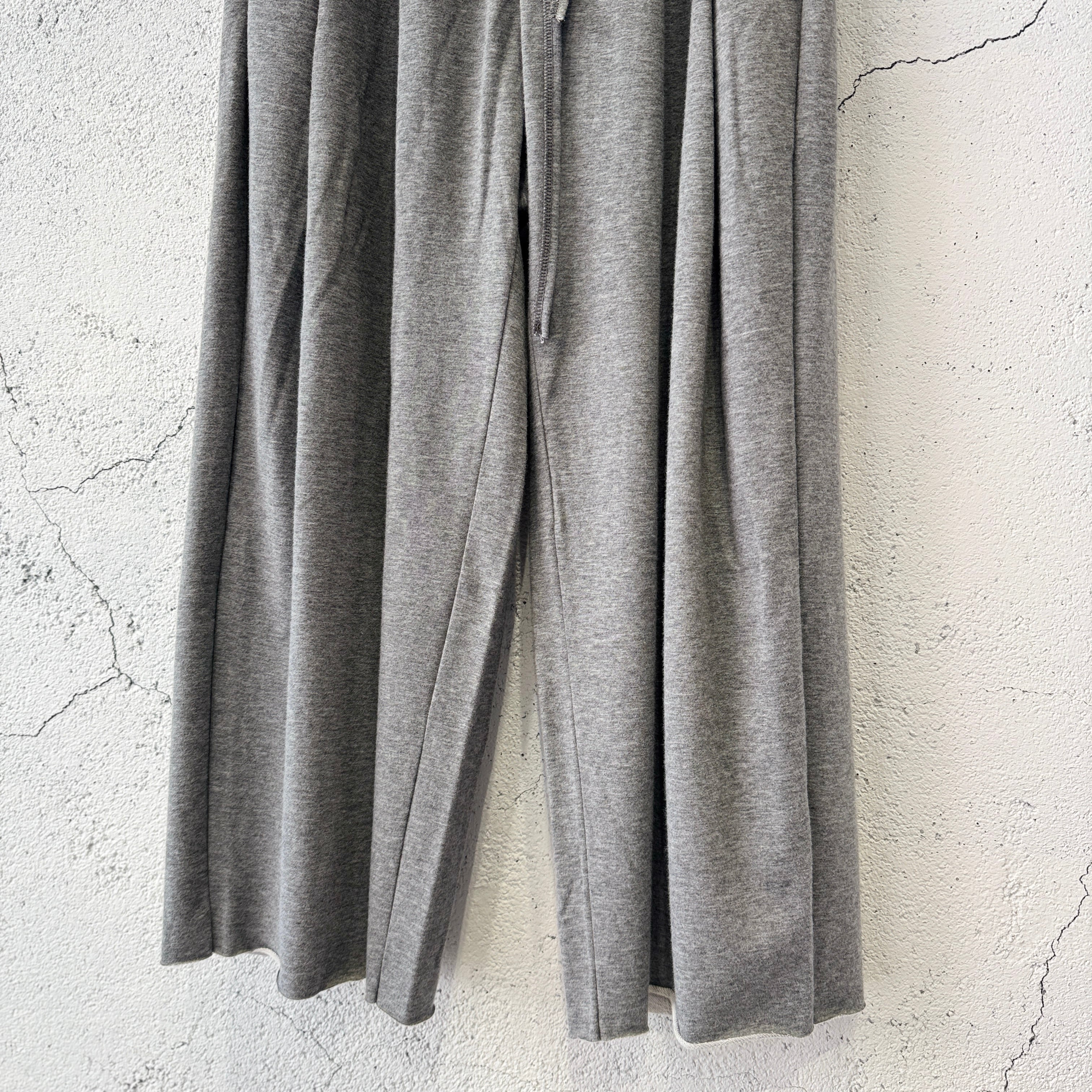 SHINYAKOZUKA / ORDINARY HOME BAGGY(ISSUE #8) / CHARCOAL | ふぁいん