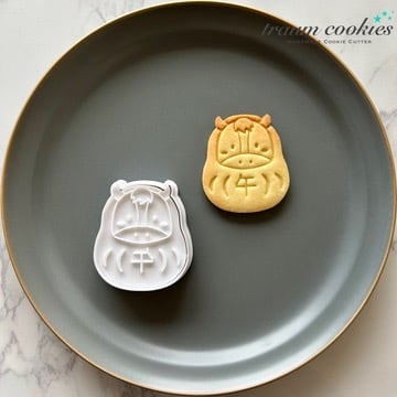 2026年の干支 午だるまのクッキー型 《うま年・ダルマ・達磨・馬年・午年》