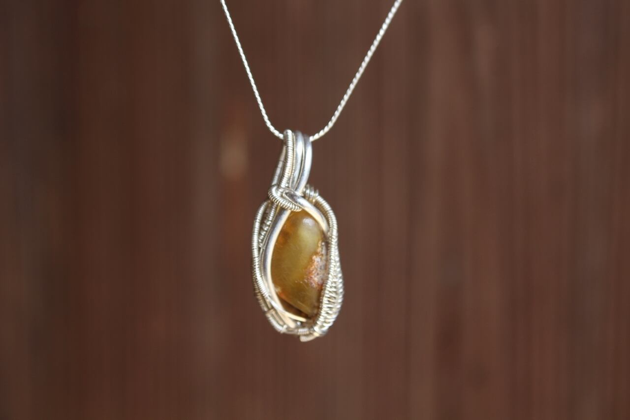 Amber silver925 wirewrapping pendant