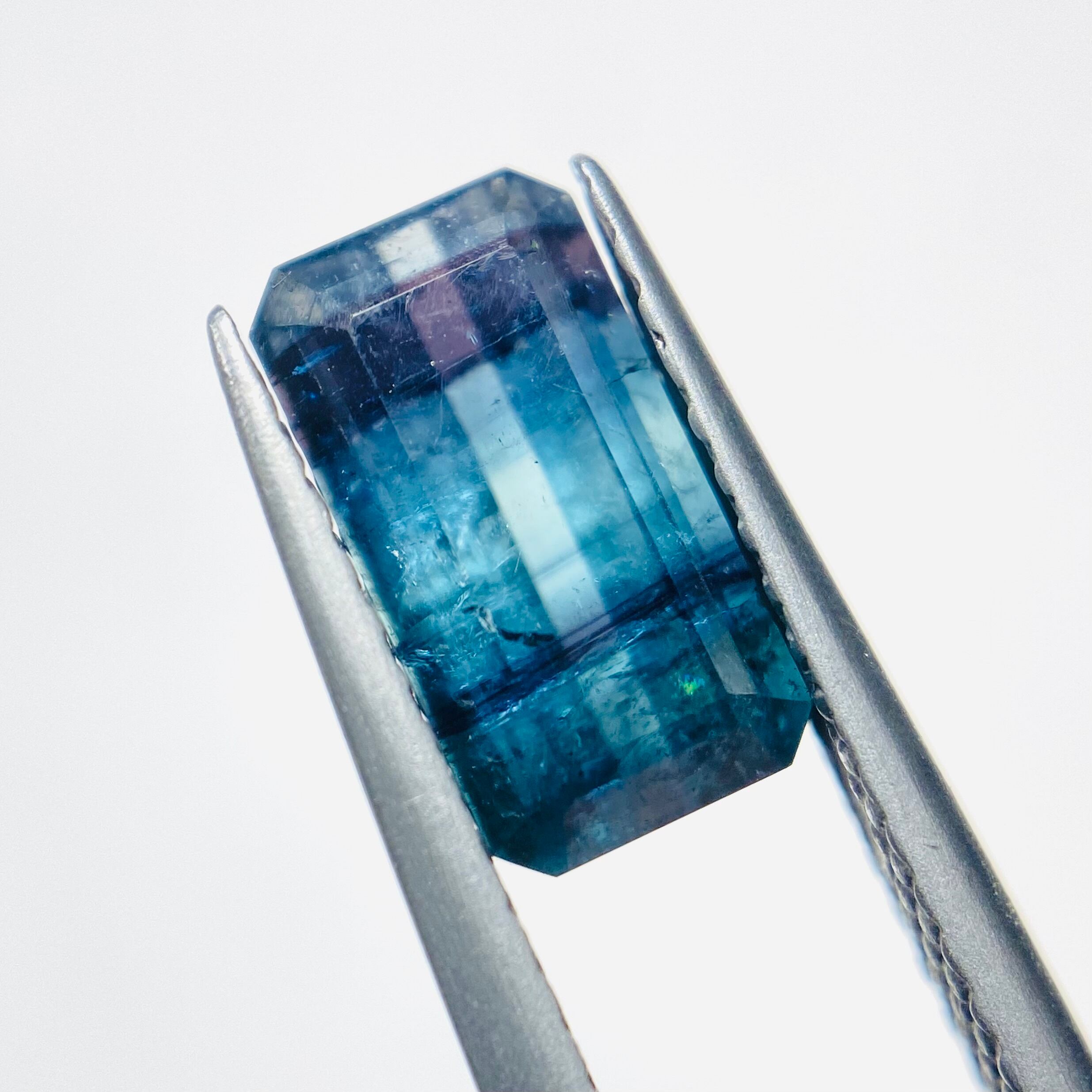 神秘的なブルー　パーティーカラートルマリン　鑑別書取得費用込み