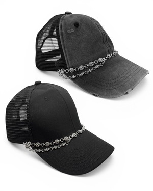 CROSS CHARM SHADOW CAP