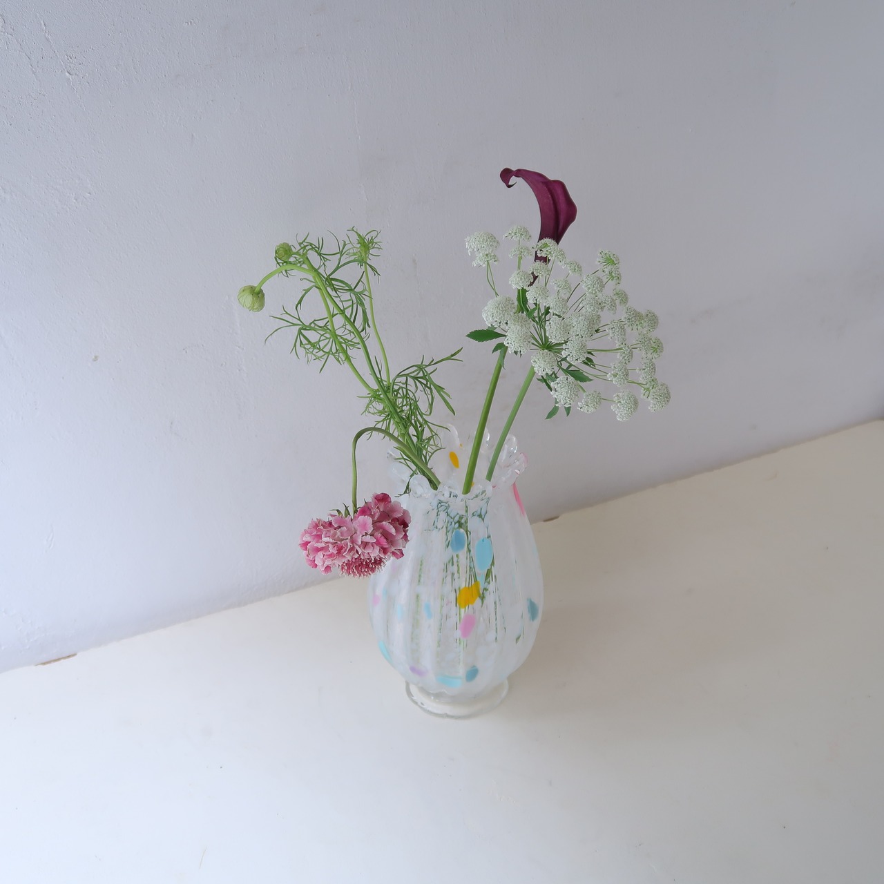 ミルククラウンのマーブル花瓶