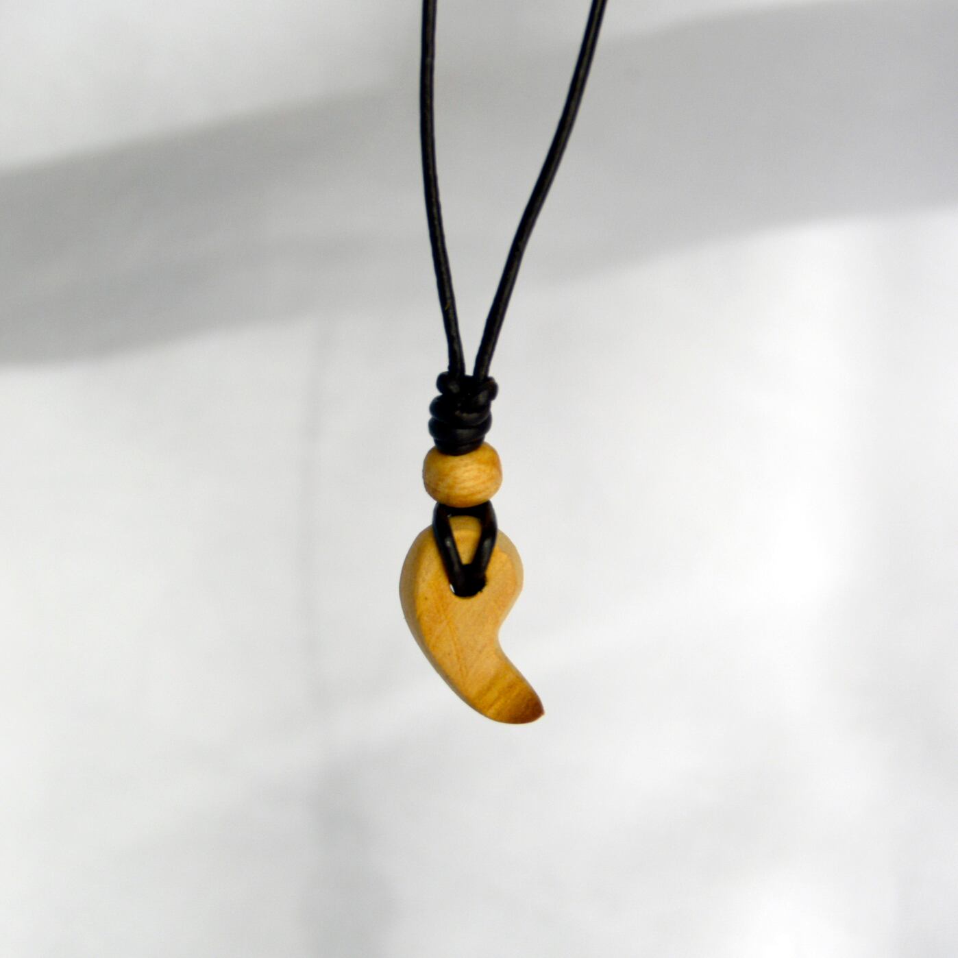 聖なる木”パロサント ネックレス ＊＊ ラリマー・ワイルーロの実