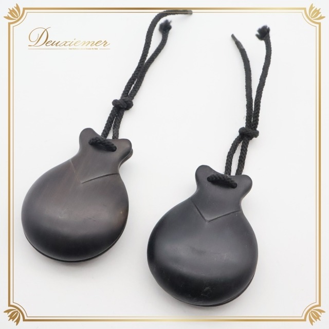 フラメンコ パリージョ カスタネット 黒 茶色 小物 小道具 楽器 ペア 両手 ダンス用 ブラック系 ブラウン系 発表会 イベント 練習 紐 フラメンコ 小道具 カスタネット ペア楽器 ダンス小物 音楽 準備 発表会用 使いやすい おしゃれ 伝統的