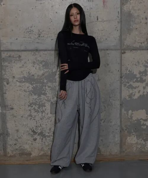 ☆aespa ウィンター 着用！！【FANCY CLUB】Back Cross Long Sleeve