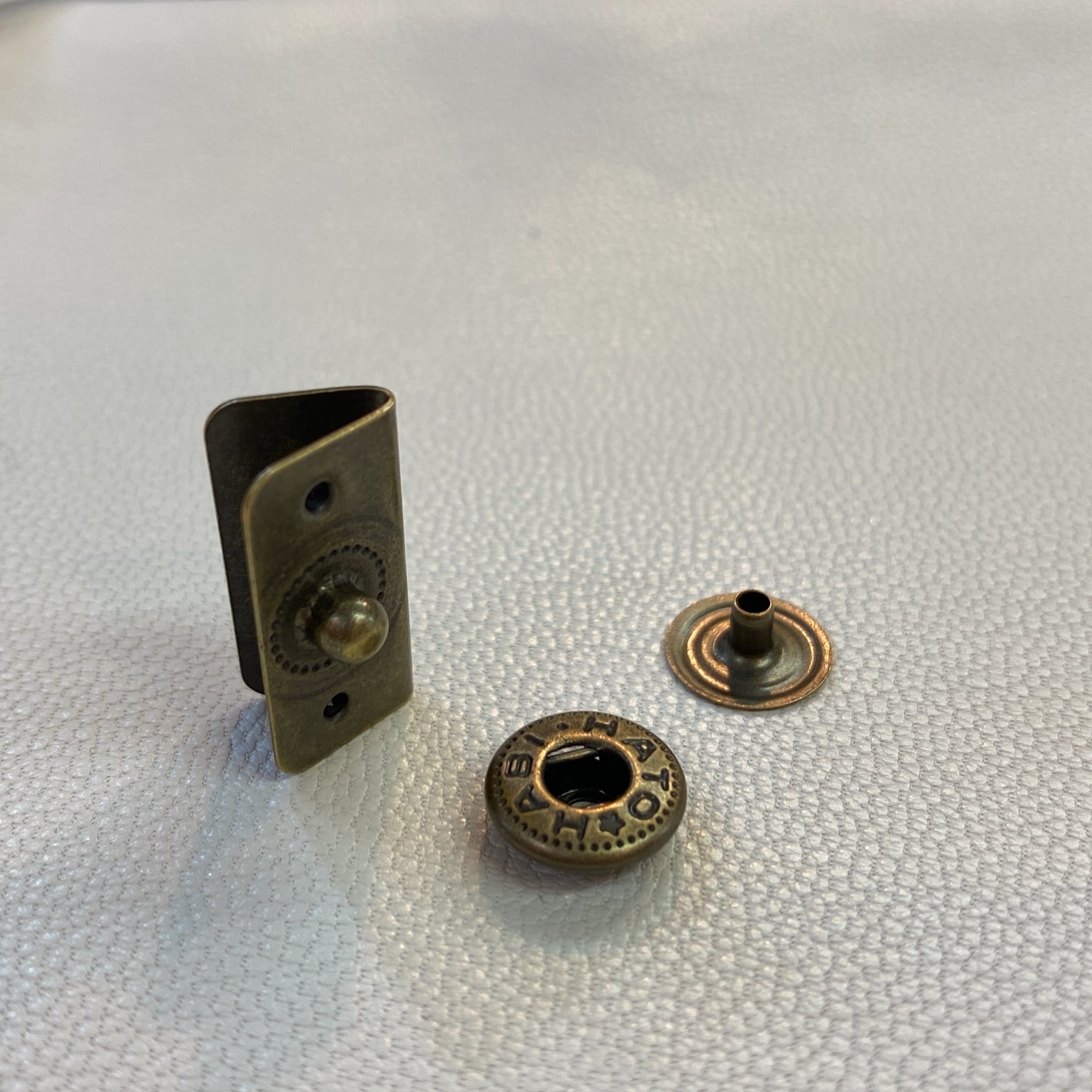 ヘリ革セット ヘリ止めホック（No.1）【ニッケル(5セット入り）】JBH-24 | and