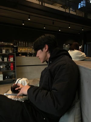 Cropped Padded MA-1 Bomber Jacket (2color)