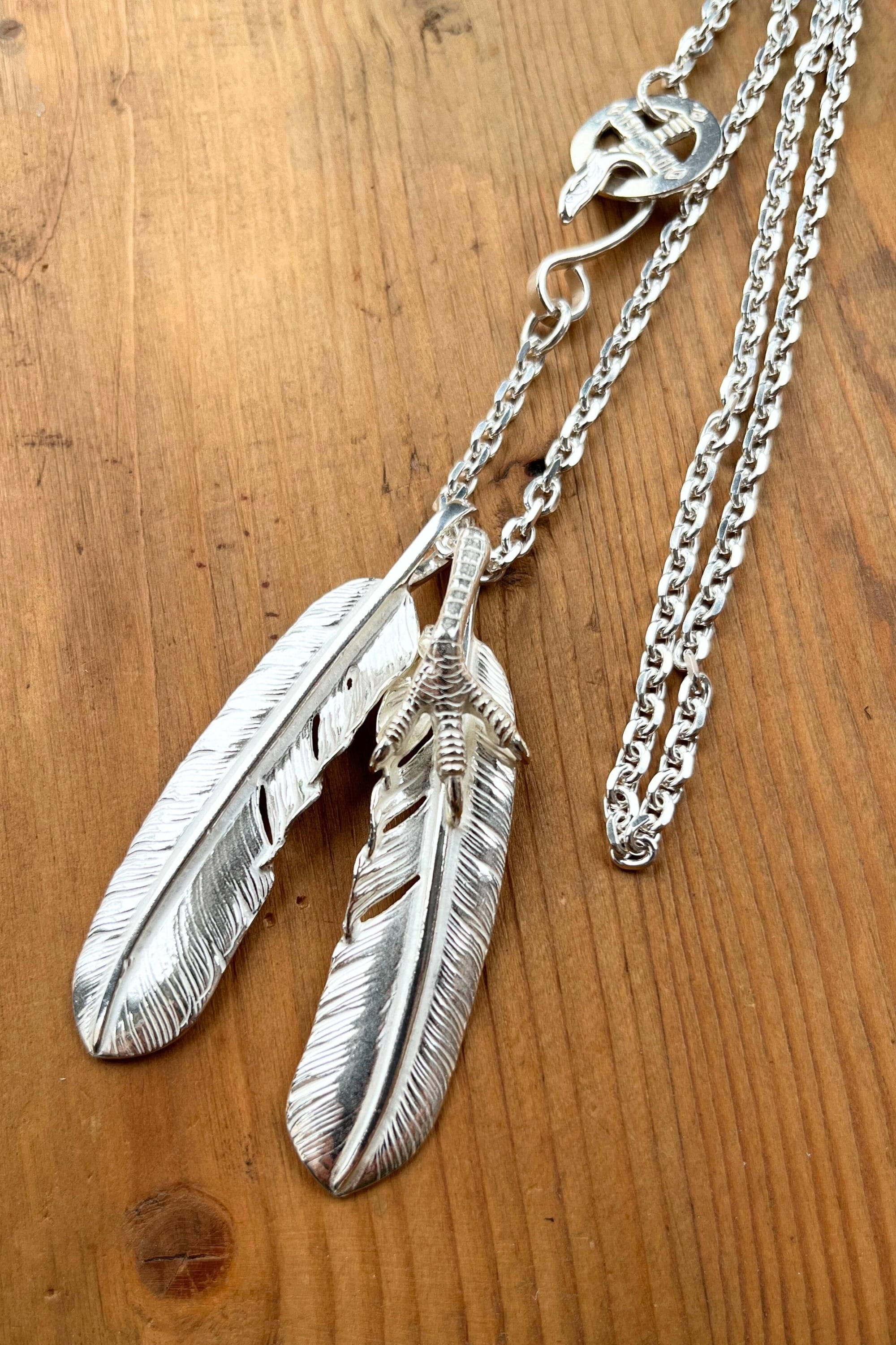 銀爪付き特大フェザー